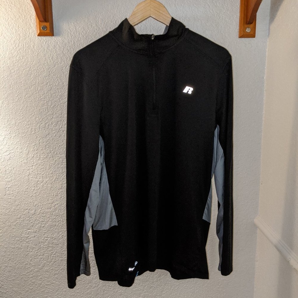 Russell Lightweight Quick-Drying Black Pullover